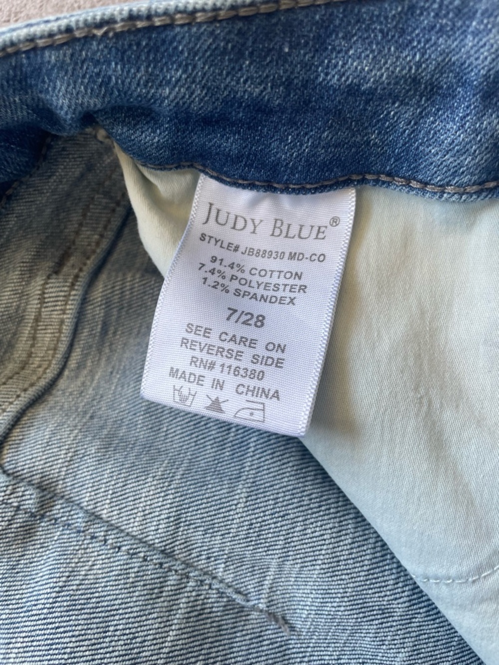 Judy Blue Women’s 7/28 Flare Jeans Medium Wash Stretch Denim Side Slit - Picture 12 of 12